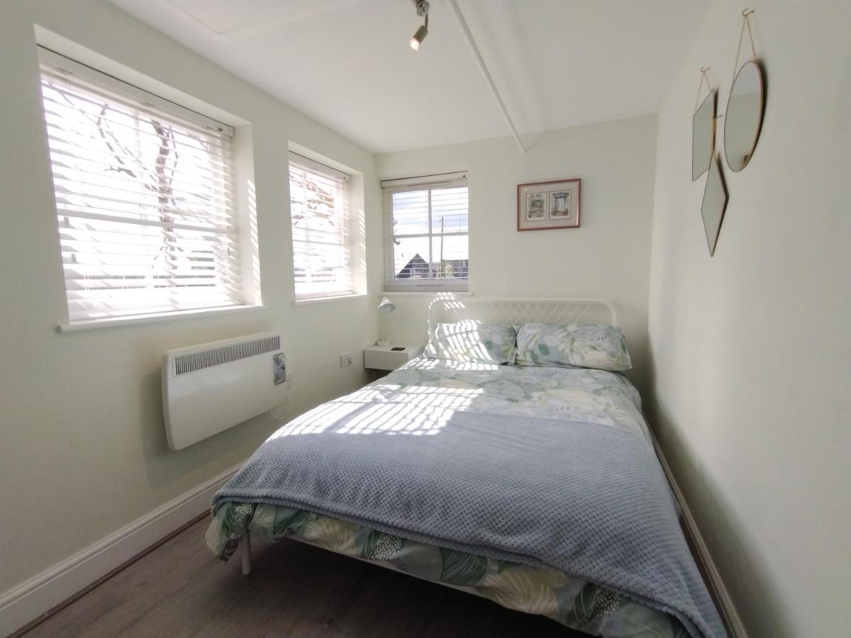 The Annexe Apartment Hawkedon Luaran gambar